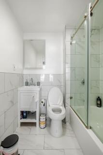 Modern 2 Bed in BlackRock - 2