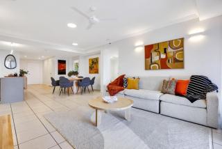 Skyview Luxe at Marquis - Cairns - 7