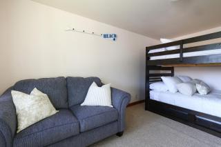 Wilderness West Resort Cabin 7 - 1