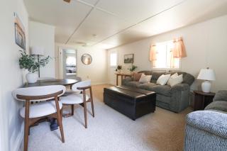 Wilderness West Resort Cabin 3 - 7
