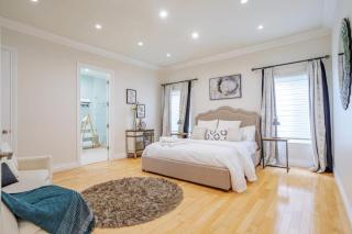 468d) Sleeps 15 - Hot Tub - Universal - Los Angeles - 6