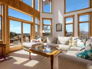 Fireplaces, Home Theater, Ski-In Out Windham Lodge - 8
