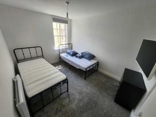 Lovely 2 Bed Harbourside Apartment with Sea Views - Whitehaven - 1