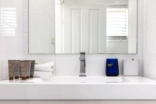 Golden Palms Pool House - 9