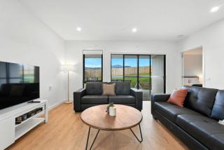 Modern and Accessible, Old Beach - 5