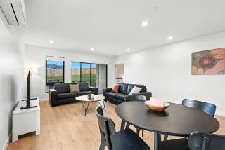 Modern and Accessible, Old Beach - 4