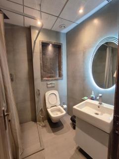 Skyliv Studios - New Delhi - 1