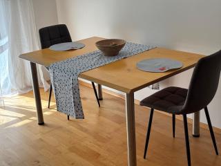 Central two-room apartment with two balconies - München - 4