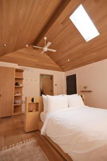 Pause. Reflect. at Dimensions - Cabin Nine - Algonquin Highlands - 3