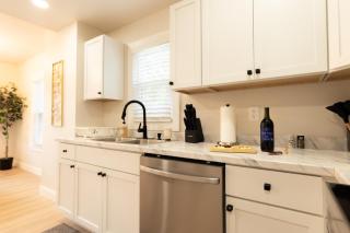 Work, Rest and Gather - Spacious 3BR with Modern Charm - 1