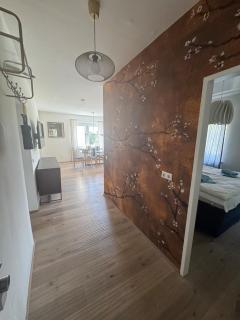 Modern Apartment with Balcony in City Center - Villach - 7