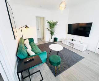 Artlounge-2 Bed Garden Free Parking - Enfield Lock - 0