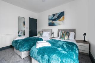 Prime Location! 3-Bedroom House Near Anfield & Goodison Park - Liverpool - 5
