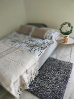 Comfy Studio - 8