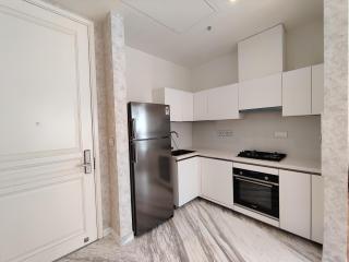 5 Star Lavish Flat in Leela Residence - 8