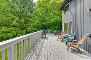 Ski-InandSki-Out Sugarbush Retreat with Indoor Hot Tub - 8