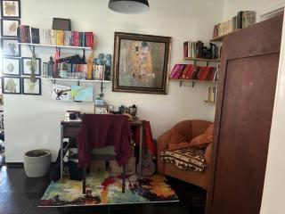 Suíte ampla arejada confortável e funcional - 0