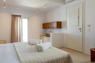 Kyma & Anemos Suites - Naousa - 1