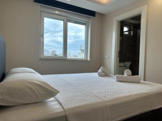 Downtown Antalya XL Family Stay - 4