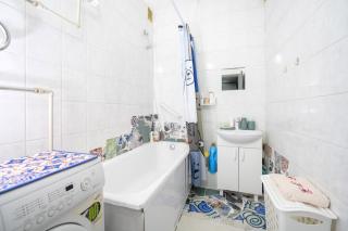 Cozy Urban Escape Near Mountains & City Life - Almaty - 7