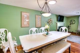 3 Mi to U of O Pet-Friendly Home with Covered Deck! - Eugene - 2