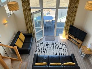 Spacious & Relaxing Seaside Retreat - No, 1 Golden Bay Holiday Village - Westward Ho! - 0