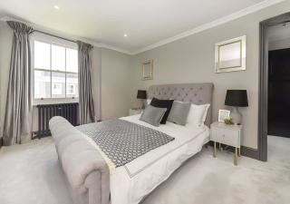 Luxury Chelsea House with Parking - London - 0