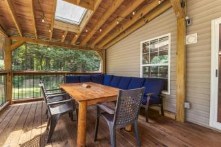 Schroon River Bend Getaway - 9