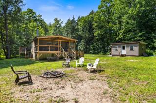Schroon River Bend Getaway - Schroon Lake - 6