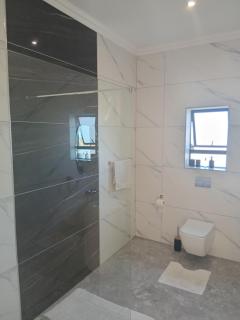 Lovemoreheights Inn - Gqeberha - 2