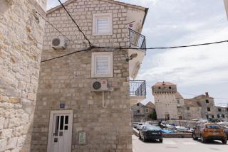 A1 apartment near beach with two balconies - Kaštela - 9