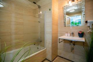Exclusive High-End Residence with FREE Parking - Malaga Center - 6