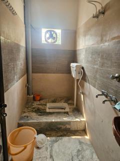 Pandit Devki Nandan Dharamsala & Guest House - Deoghar - 6