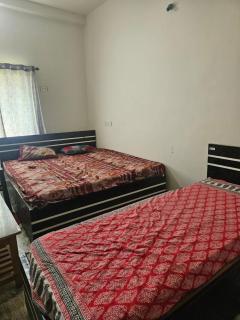 Pandit Devki Nandan Dharamsala & Guest House - Deoghar - 3