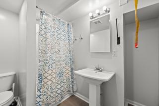 Heated, Cozy 3BR Perfect for Winter Getaways - 2