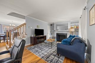 3BR Franklin Park Stay 5 Mins to Airport and Downtown - Columbus - 8