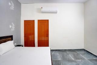 Hotel O Conifer INN - Meerut - 1