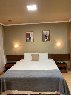 City Hotel by Fast10 - Porto Alegre - 9