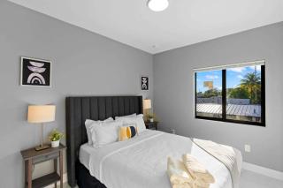 Comfortable Townhouse - Free Parking Included - 1
