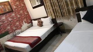 Hotel Paradise Park At Airport - New Delhi - 9
