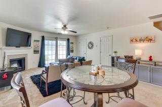 6 Mi to Dtwn Raleigh Townhome with Fenced Patio! - 5