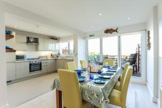 The Beach House - Chichester - 1