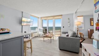 Oceanfront Views Balcony Sunsets Bikes Included - 8