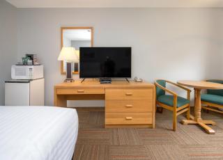 Coast Hinton Hotel - 1