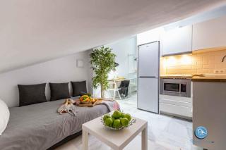 High-End Premium Studio with Terrace - Malaga Center - 0
