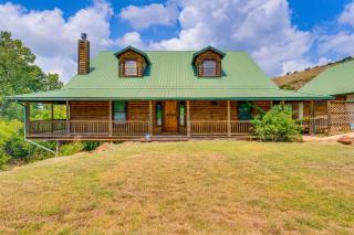 Spacious Cabin with Views, Near Lake Lawtonka! - 9