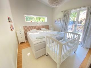 Large family house close to city and nature - - 4
