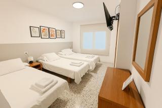 Hotel y Apartamento Moli de Mar - Check-in 24 Horas - 8