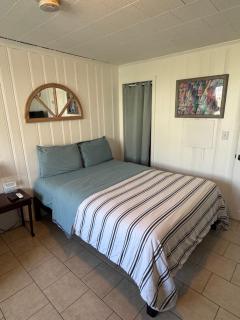 North Beach Motel - Hampton - 6
