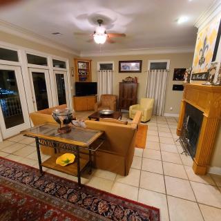 Sleeps 12, boat slip, pool, beach access - 6